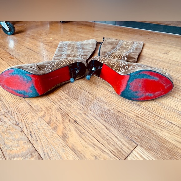 Killer Knee High Embroidered Boots🌸❤️Barely worn🌸 STUNNING 🌸🌸 - Picture 6 of 7